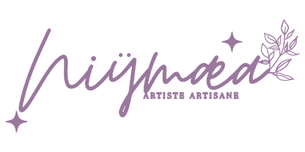  Logo - Les Créations Niÿmaea sont des fragments de rêve, des présences douces, un lien profond avec la nature, l’imaginaire, la rêverie et la magie du détails.