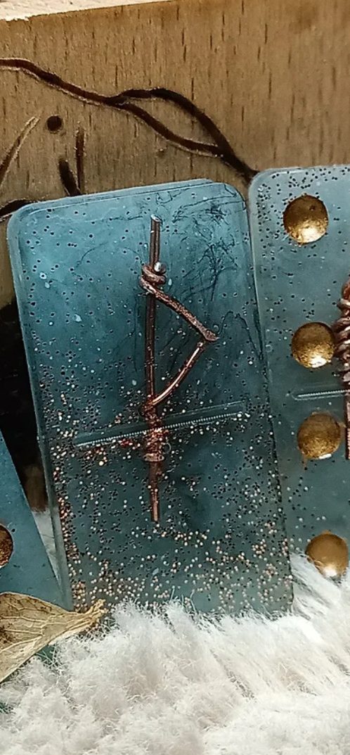 niymaea jeu dominos viking runes