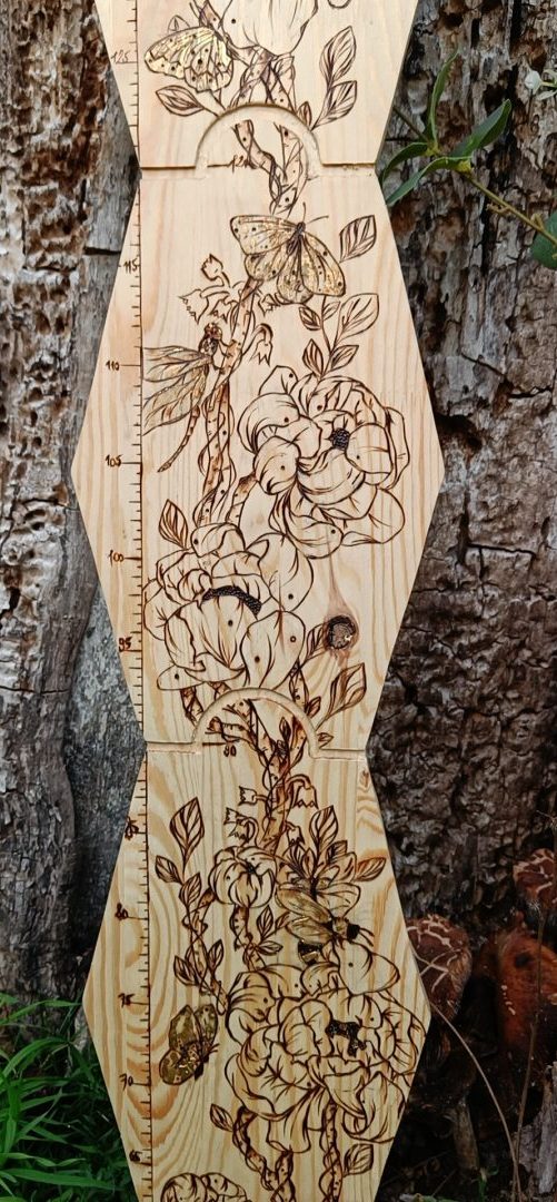 Niymaea toise chambre bois poetique florale